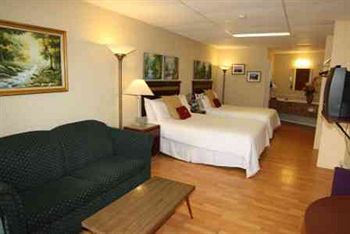 The Revelstoke Gateway Inn Екстер'єр фото